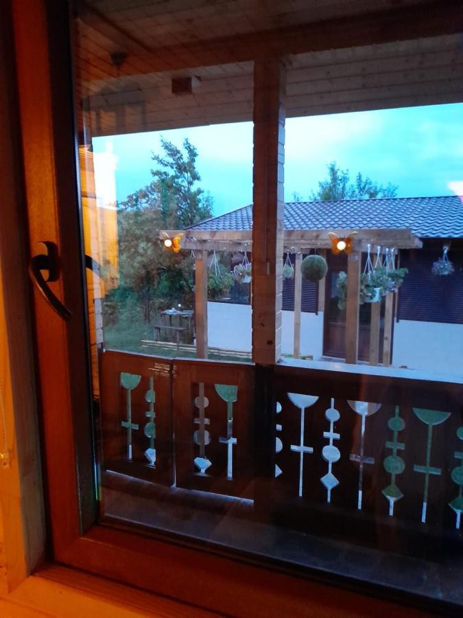 Casa Eden Fit Villa Faget  Exterior photo